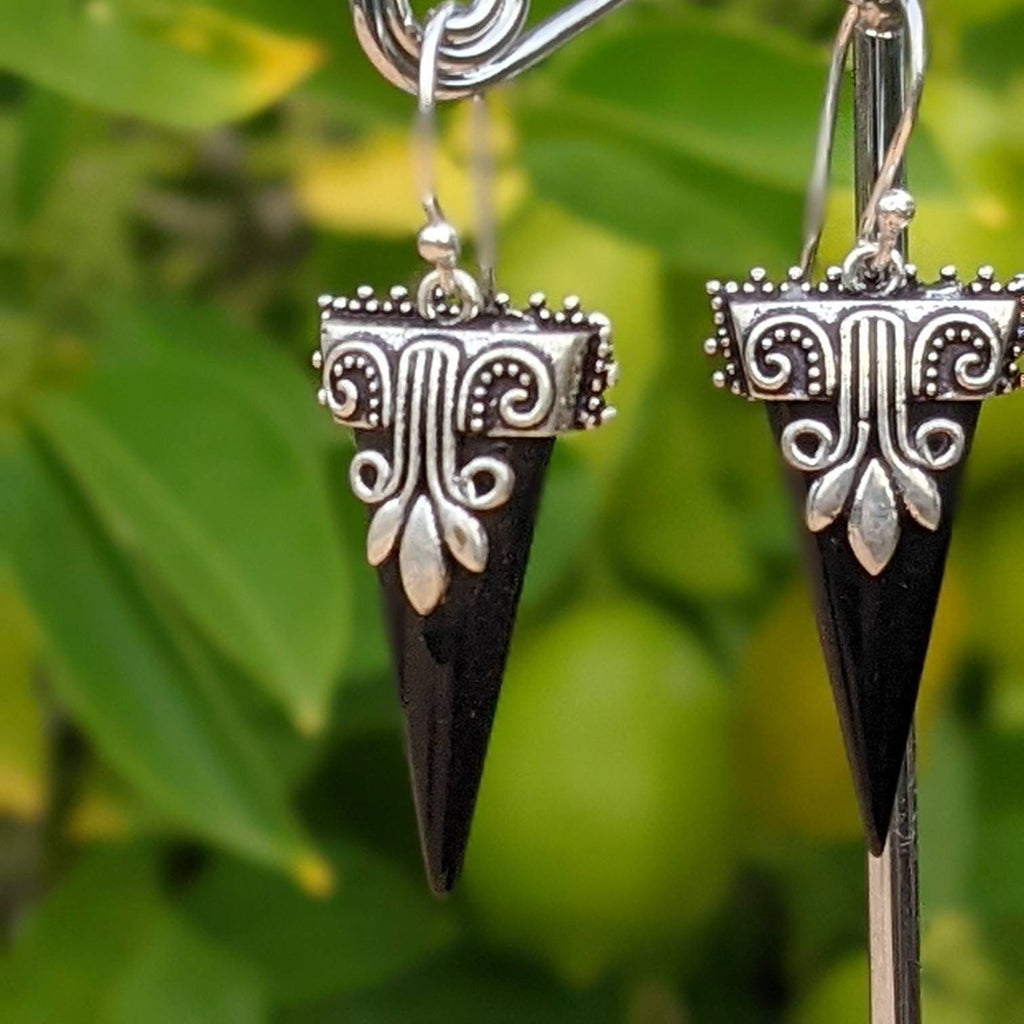 White brass earrings with 3 chooses of gem stone. Onyx, Turquoise and Amethyst