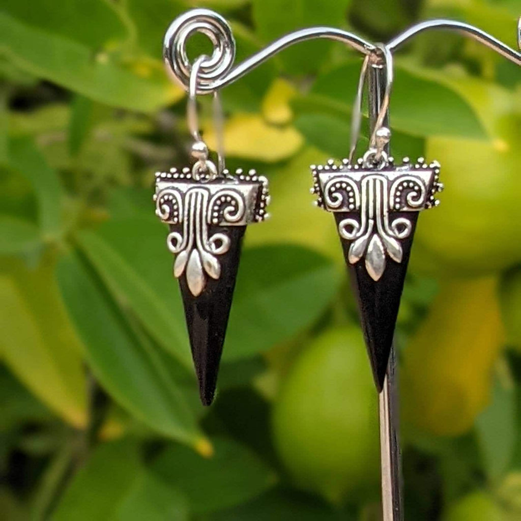 White brass earrings with 3 chooses of gem stone. Onyx, Turquoise and Amethyst