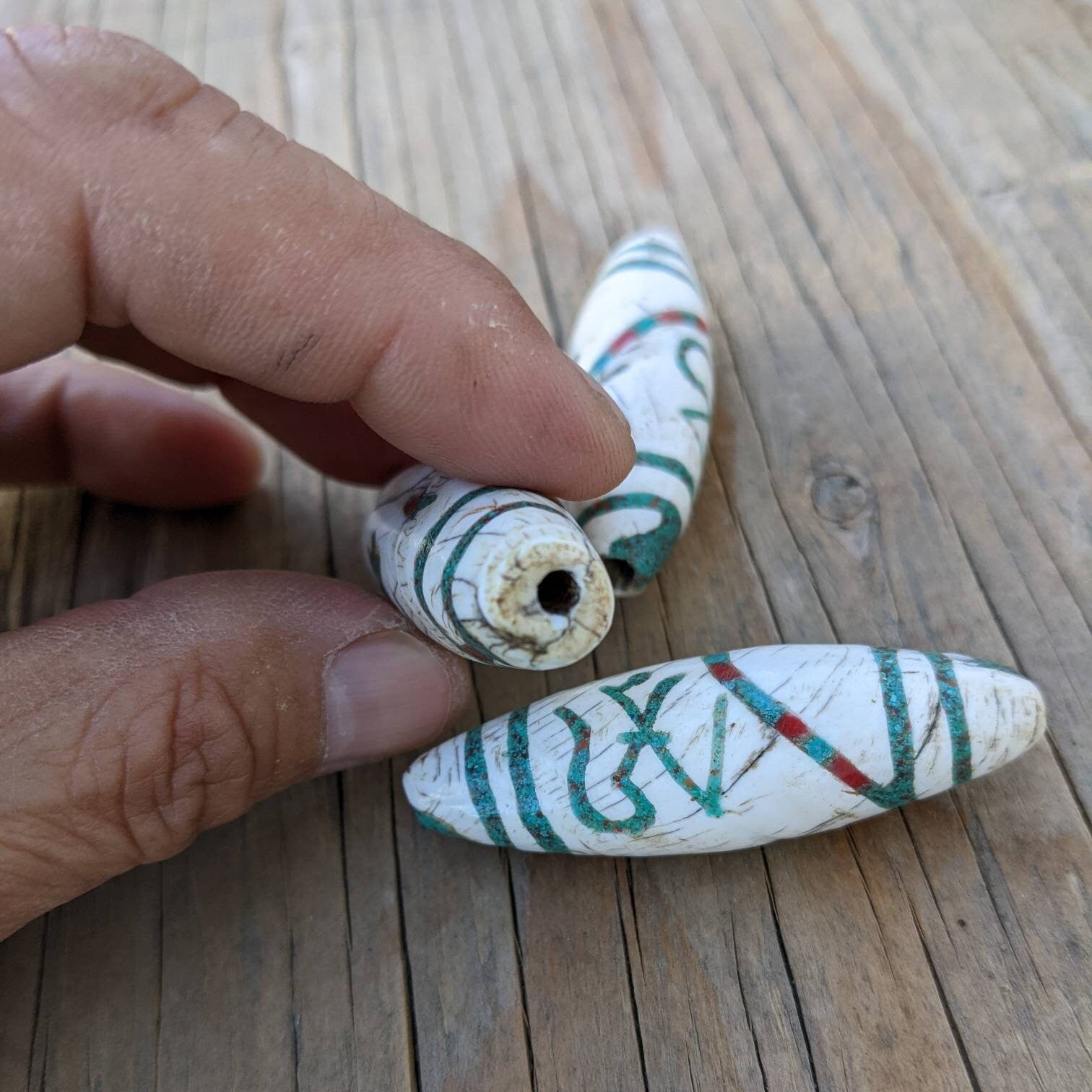 Handmade Conch Shell Om Beads: Himalayan Inlay (2 Pcs)