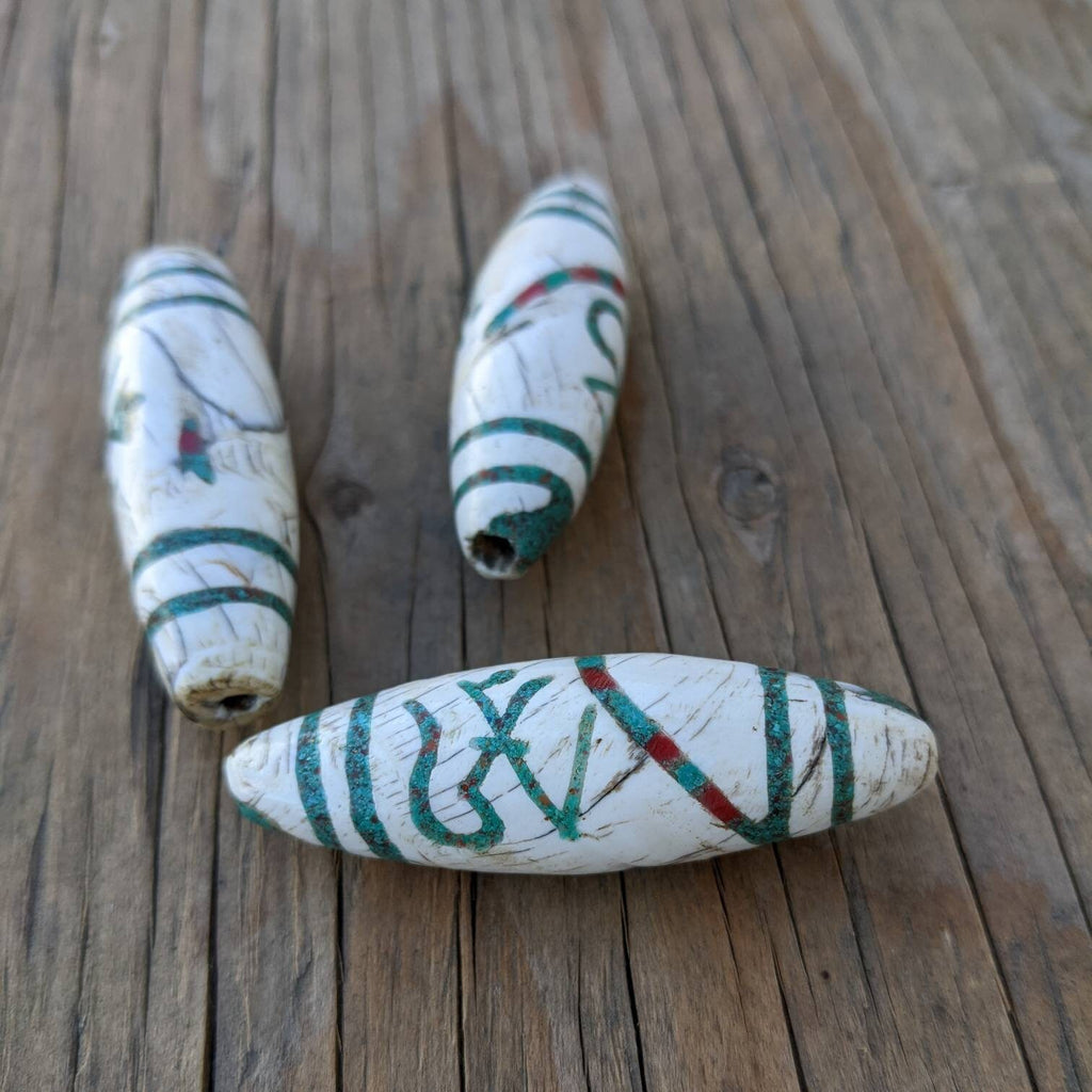 Handmade Conch Shell Om Beads: Himalayan Inlay (2 Pcs)