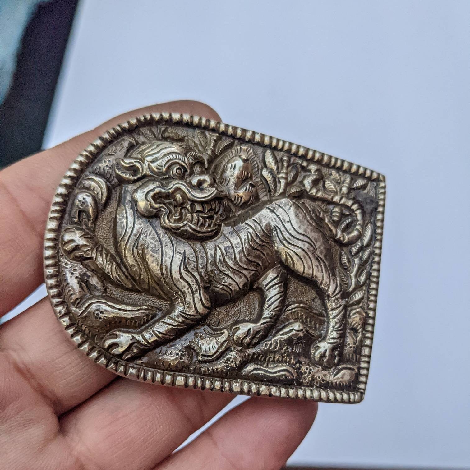 Exotic Tibetan Snow Lion Belt Buckle