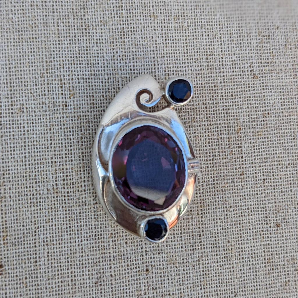 Oval Amethyst 925 Sterling Silver Pendant - Tibetan Style