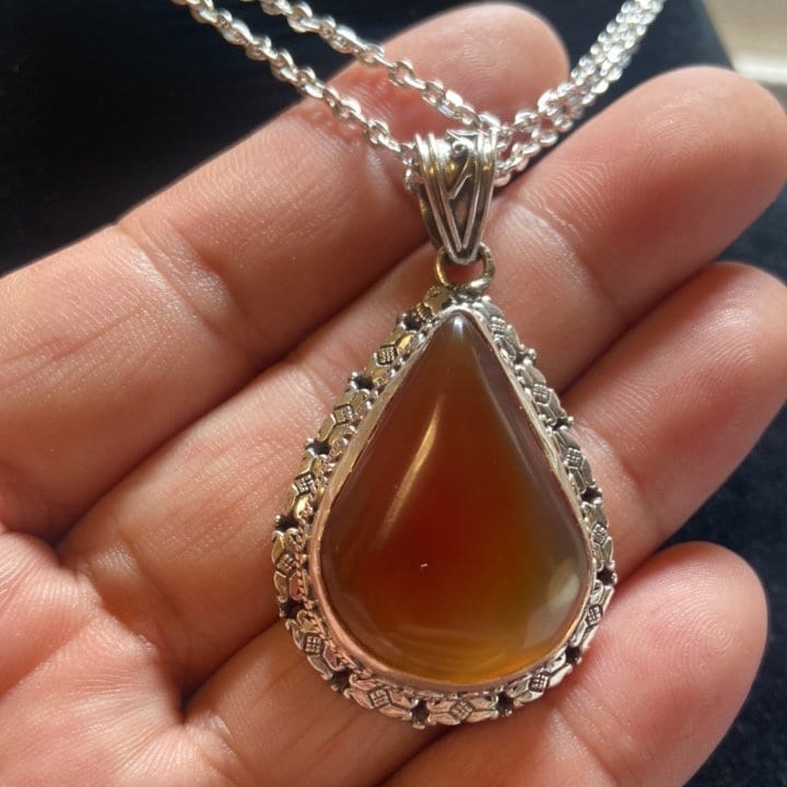 P3/3- Silver Red Carnelian Pendant (T12-003)