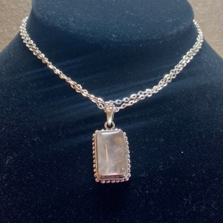 P3/26 - Rose Quartz Pendant with sterling silver, for men or women (T12-026)