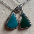 P3/28 - Natural Green Onyx Gemstone with of Silver Pendant. (T12-028)