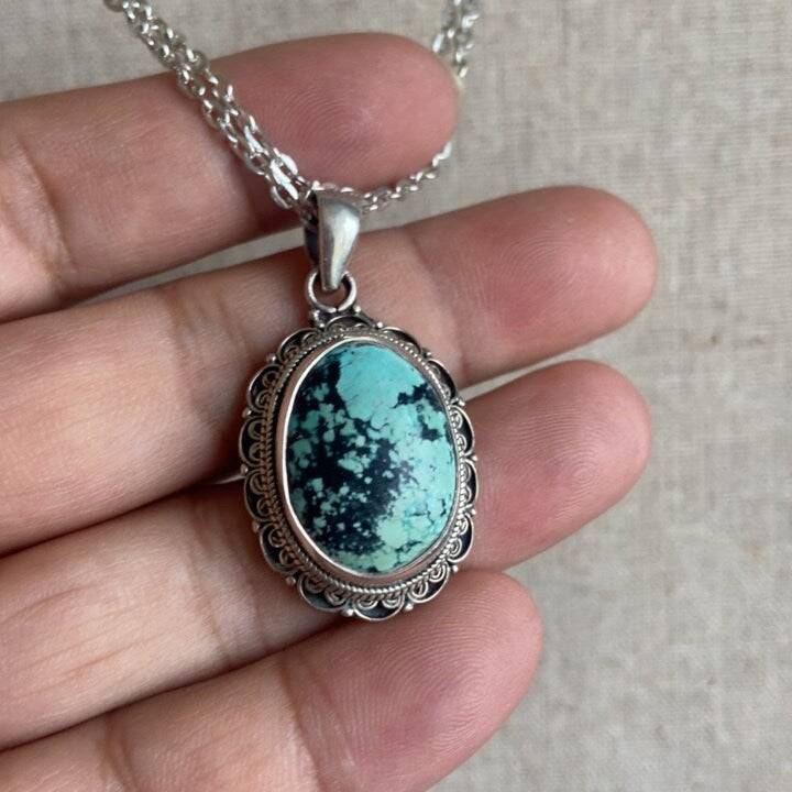 Turquoise gemstone Necklace (T1101-006.5)