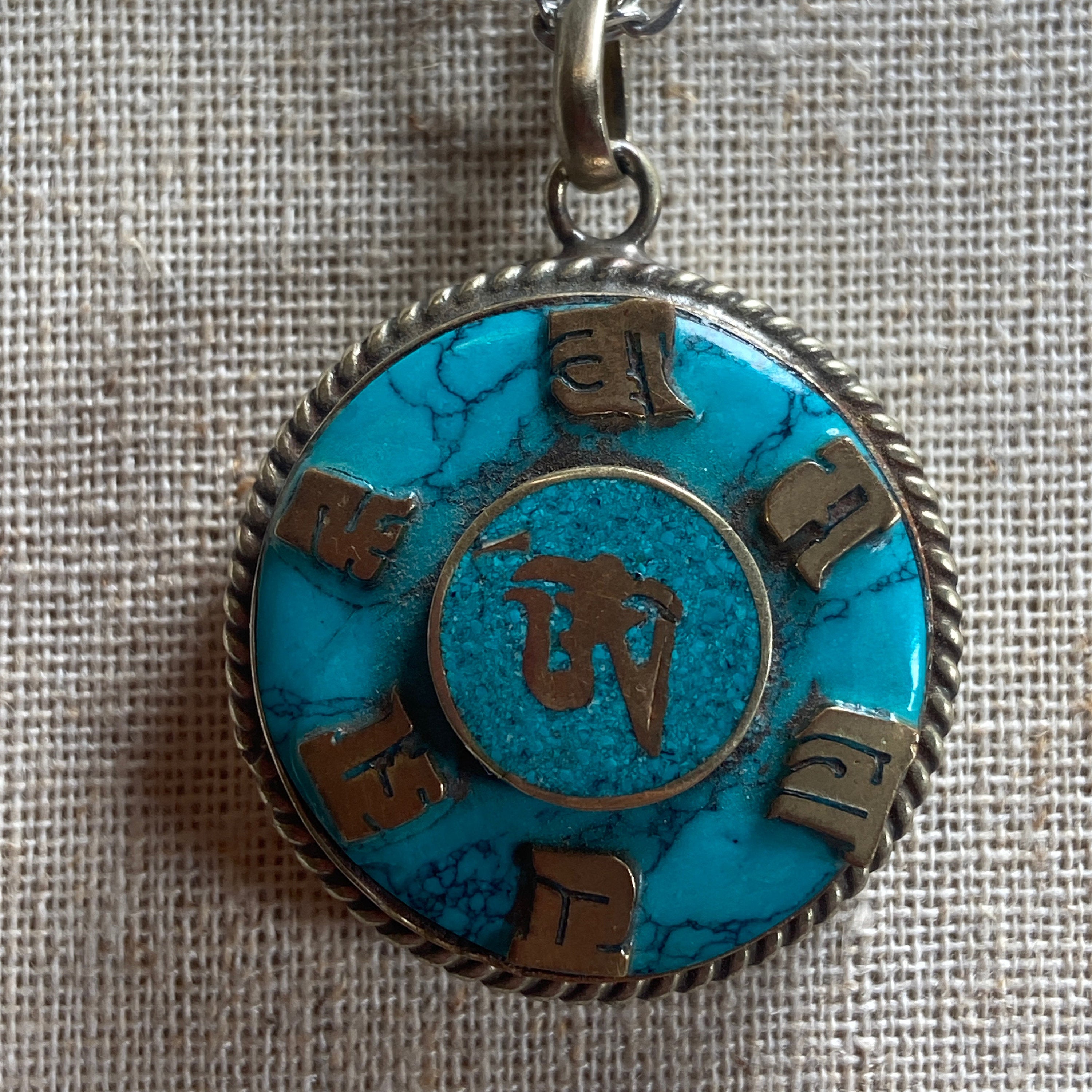 P4/5-Tibetan Pendant Necklace-Tibetan Om (T12-2/5)