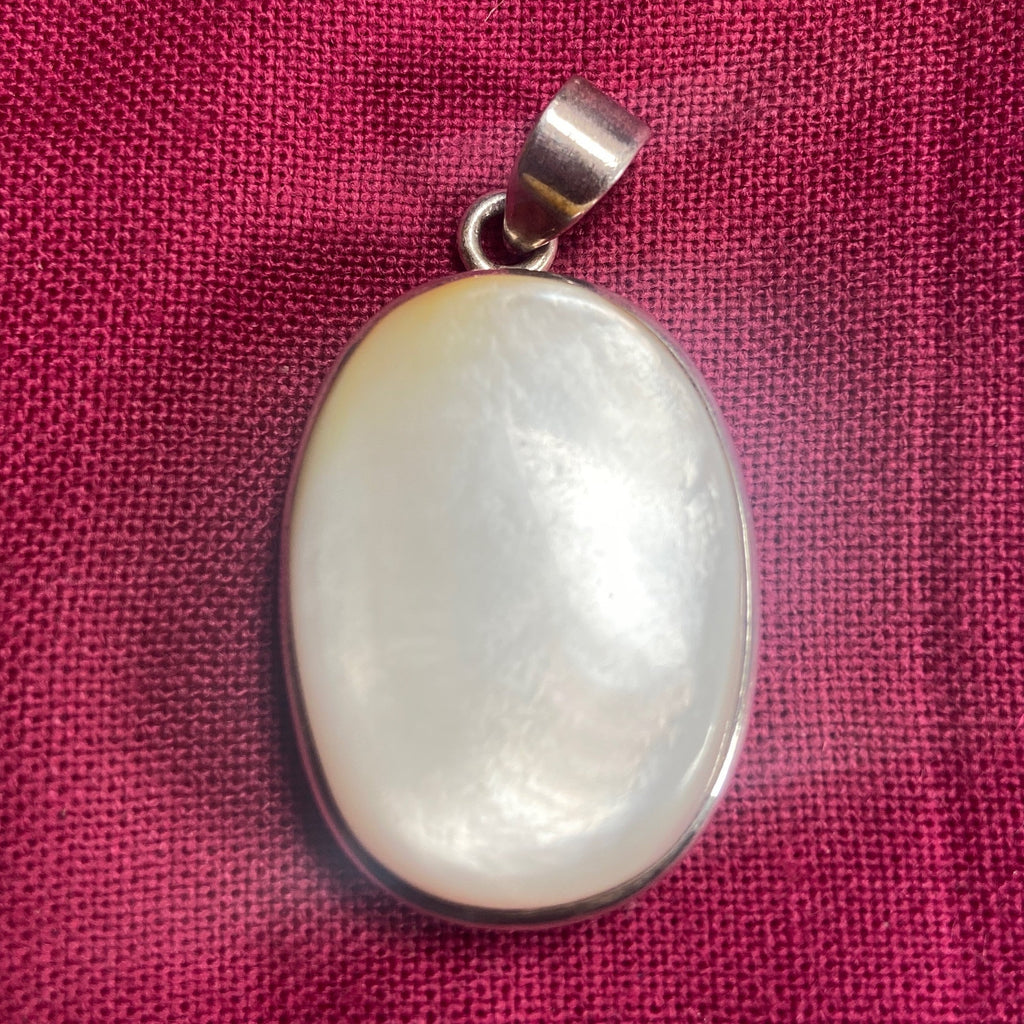 P5/1- Moonstone Necklace Silver Handmade Pendant: 925 Sterling Silver Pendants.(T12-3/1)