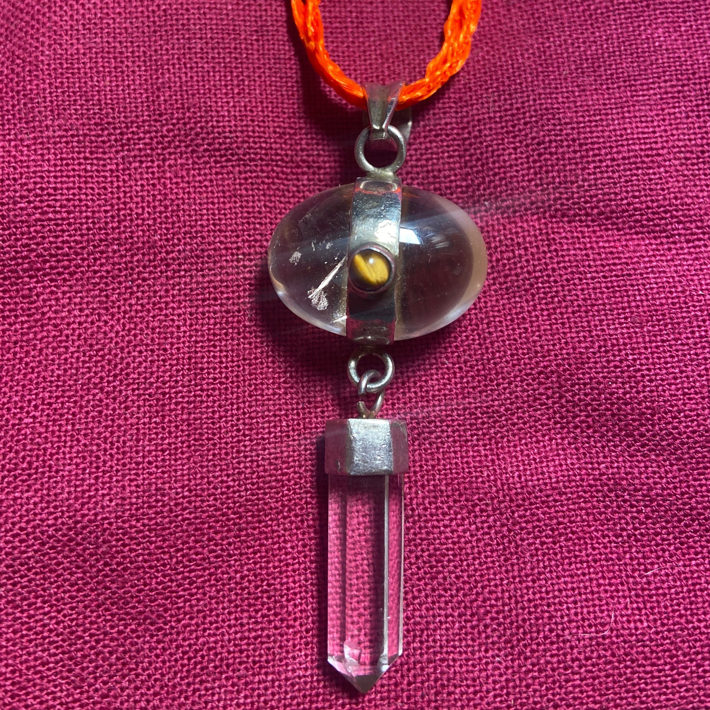 P5/2-Quartz Pendant with lapis lazuli & silver.(T12-3/2)
