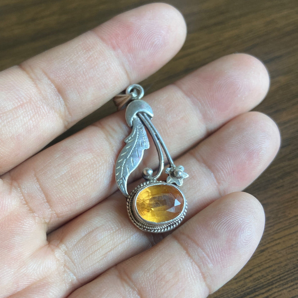 P5/14-Natural Orange Carnelian Gemstone (T12-3/14)