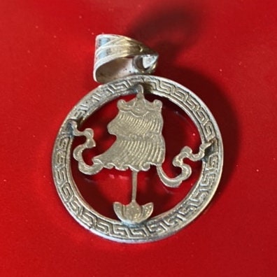Most Precious Parasol: (Silver Pendant of Auspicious symbol) (T1102-004.2)
