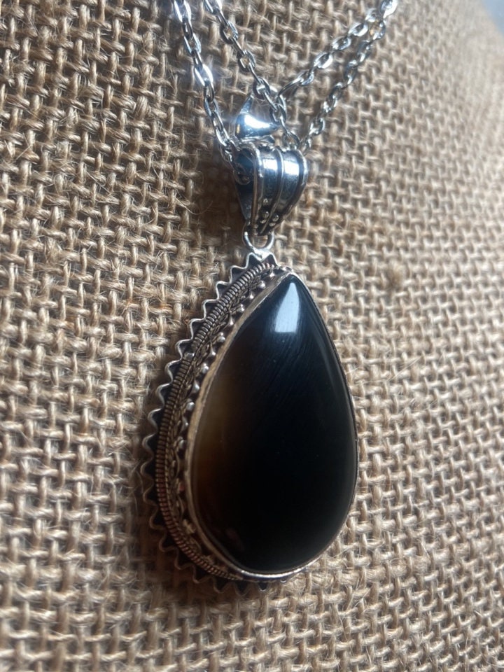 P3/31 - Natural Black Onyx Gemstone of Silver Pendant (T12-031)
