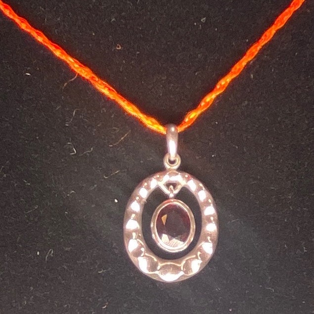 P5/7-Lovely Vintage Sterling Silver Faceted Amethyst Glass Pendant Necklace (T12-3/7)