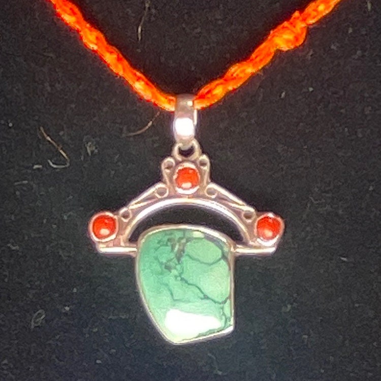 P5/12- VINTAGE Sterling Silver Turquoise & Red Stone Pendant(T12-3/12)