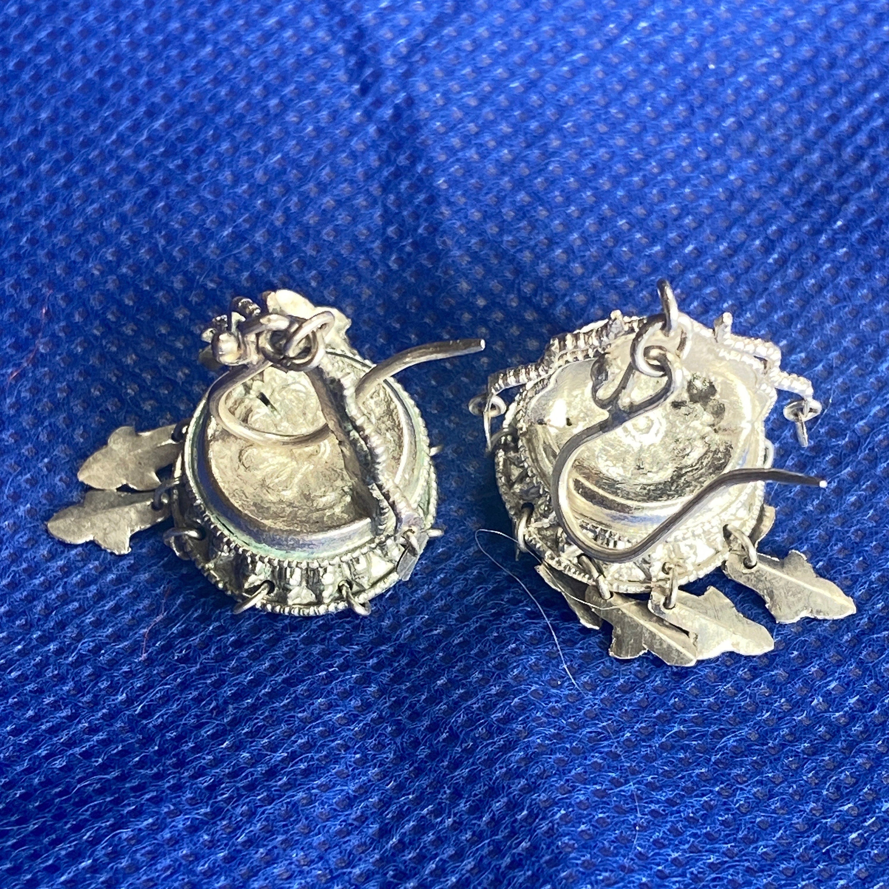 P5/16- Silver Earing (T12-3/16)
