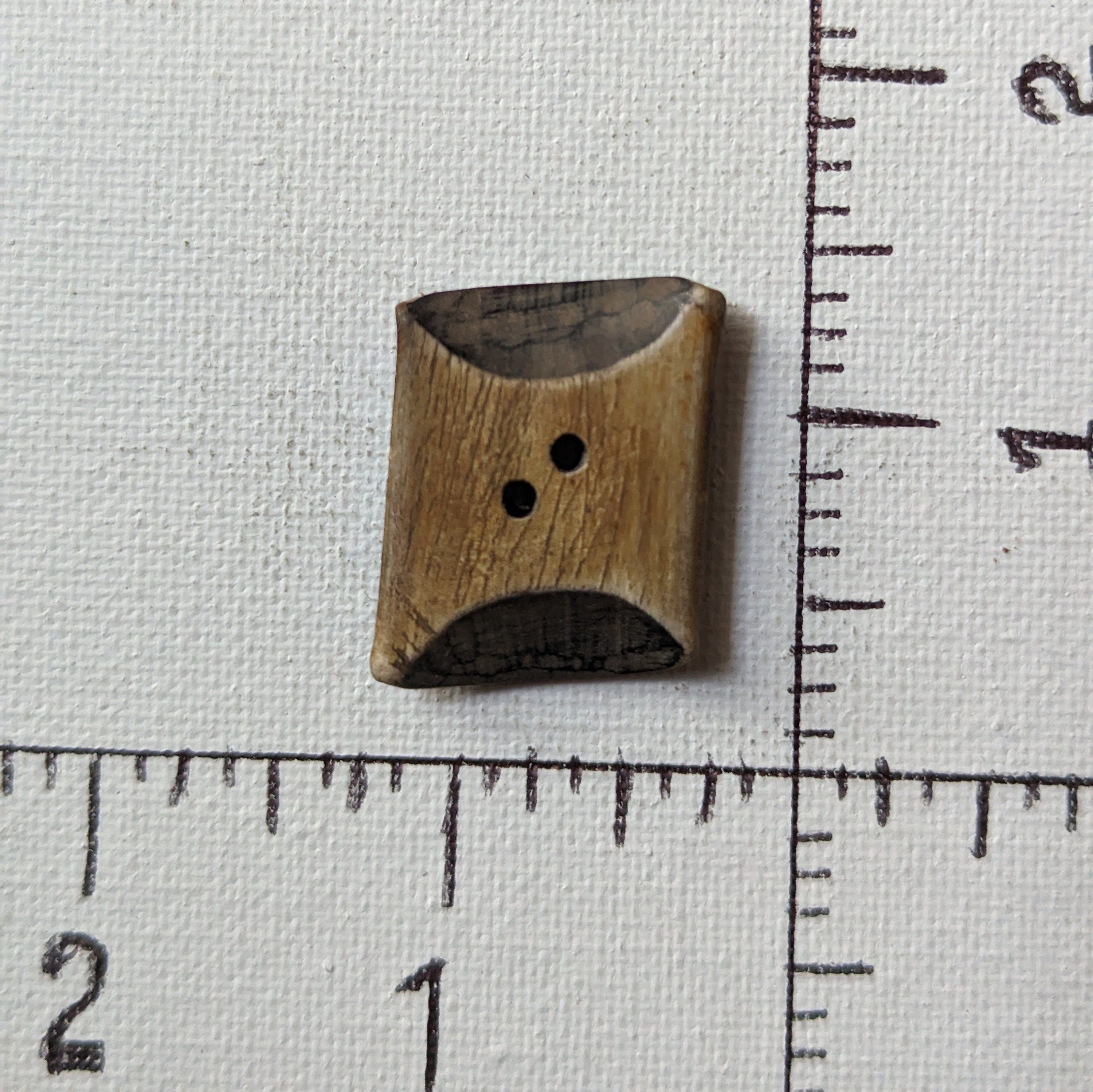 Handmade Buffalo Horn Button: Decorative Natural Light Blonde