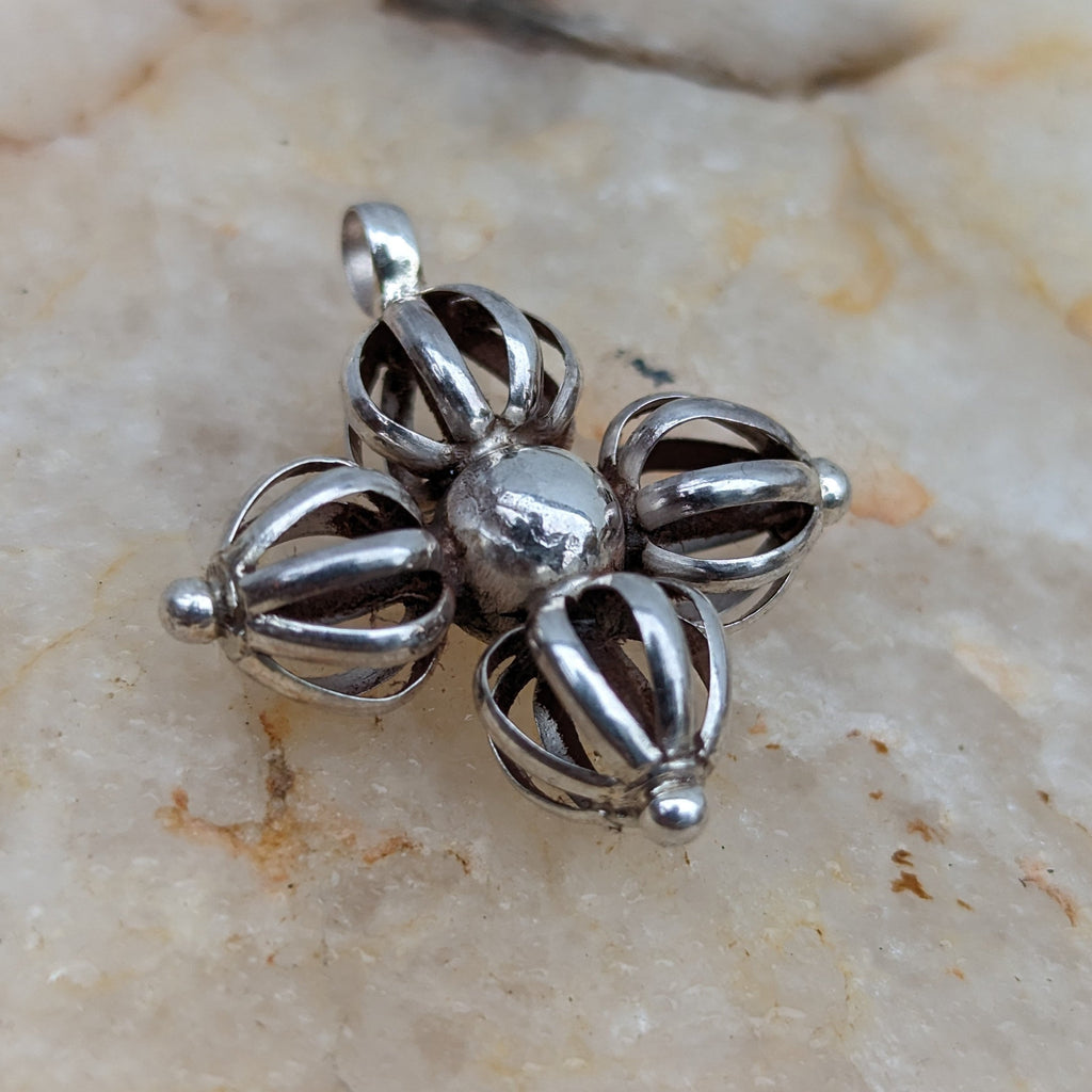 Silver double Vajra Pendant(T1103-003.6)