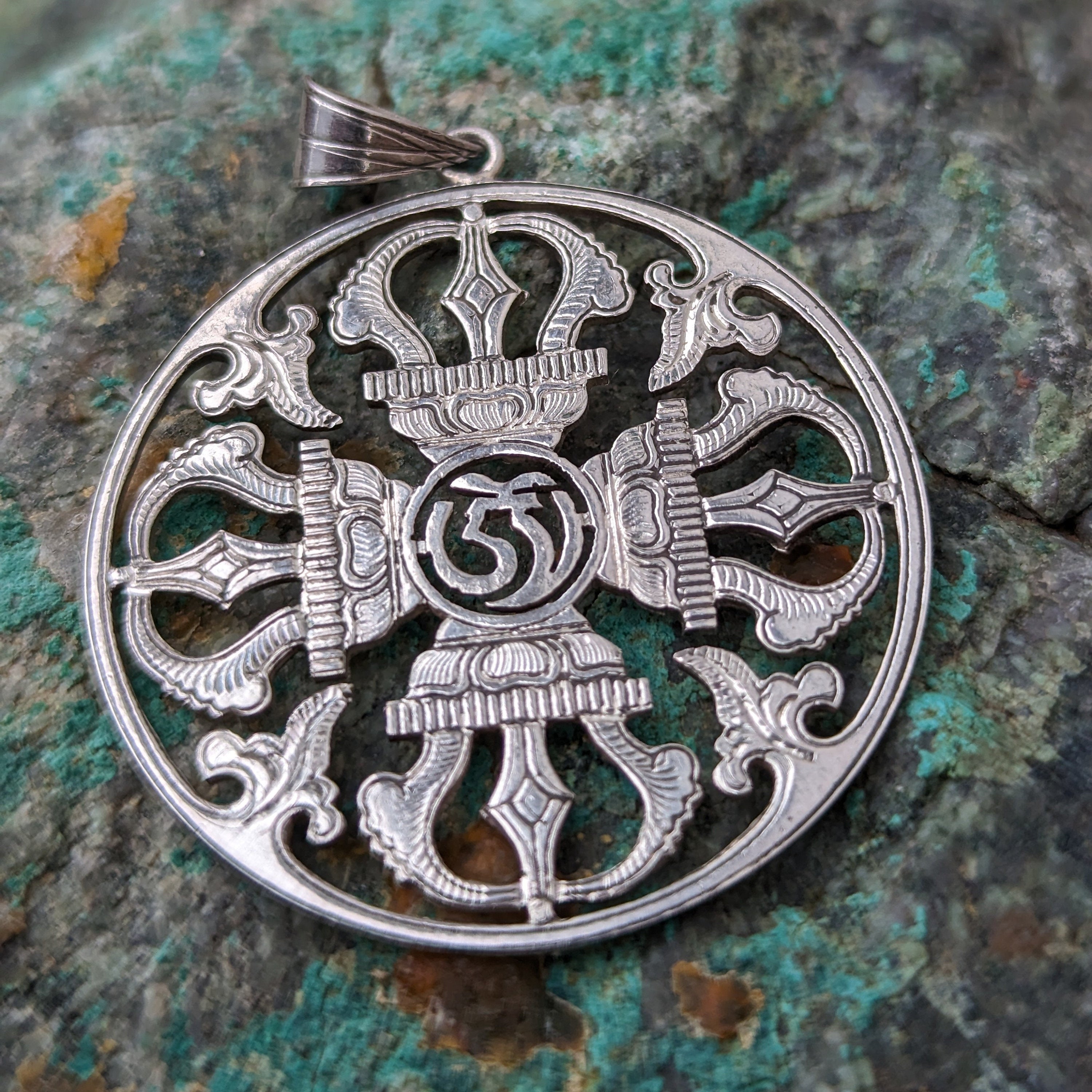 Silver Tibetan Double Vajra cross pendant(Central Om) (T1102-007)