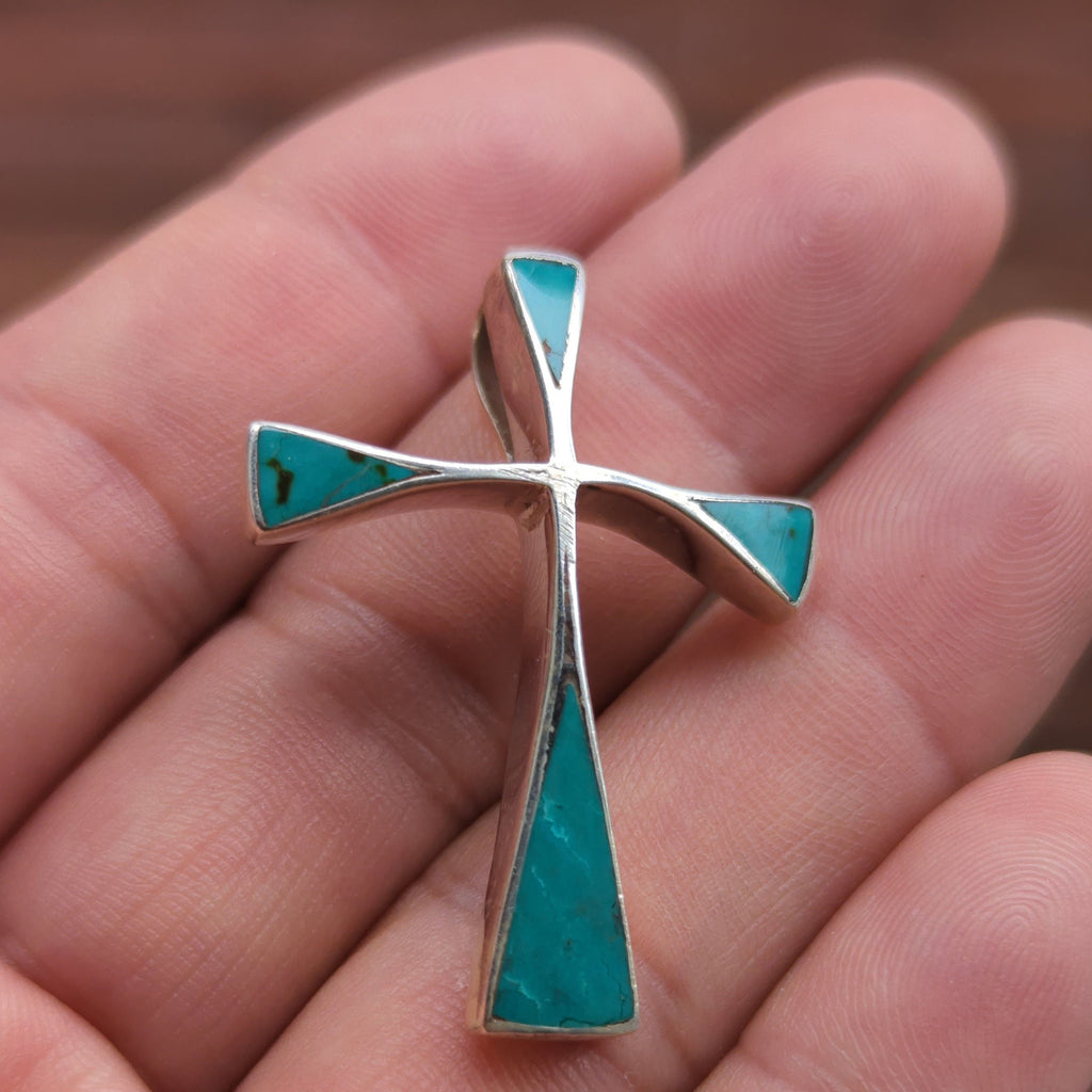 Native American Inlaid Turquoise 925 Sterling Silver Cross Pendant.(T1102-001)