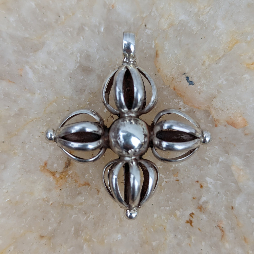 Silver double Vajra Pendant(T1103-003.6)