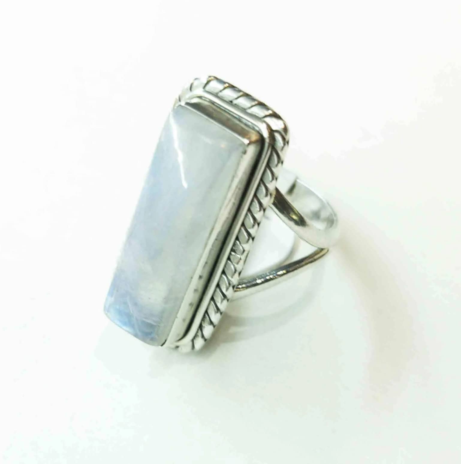 Vintage Tibetan Silver Ring: Lapis Lazuli, Moonstone, Coral