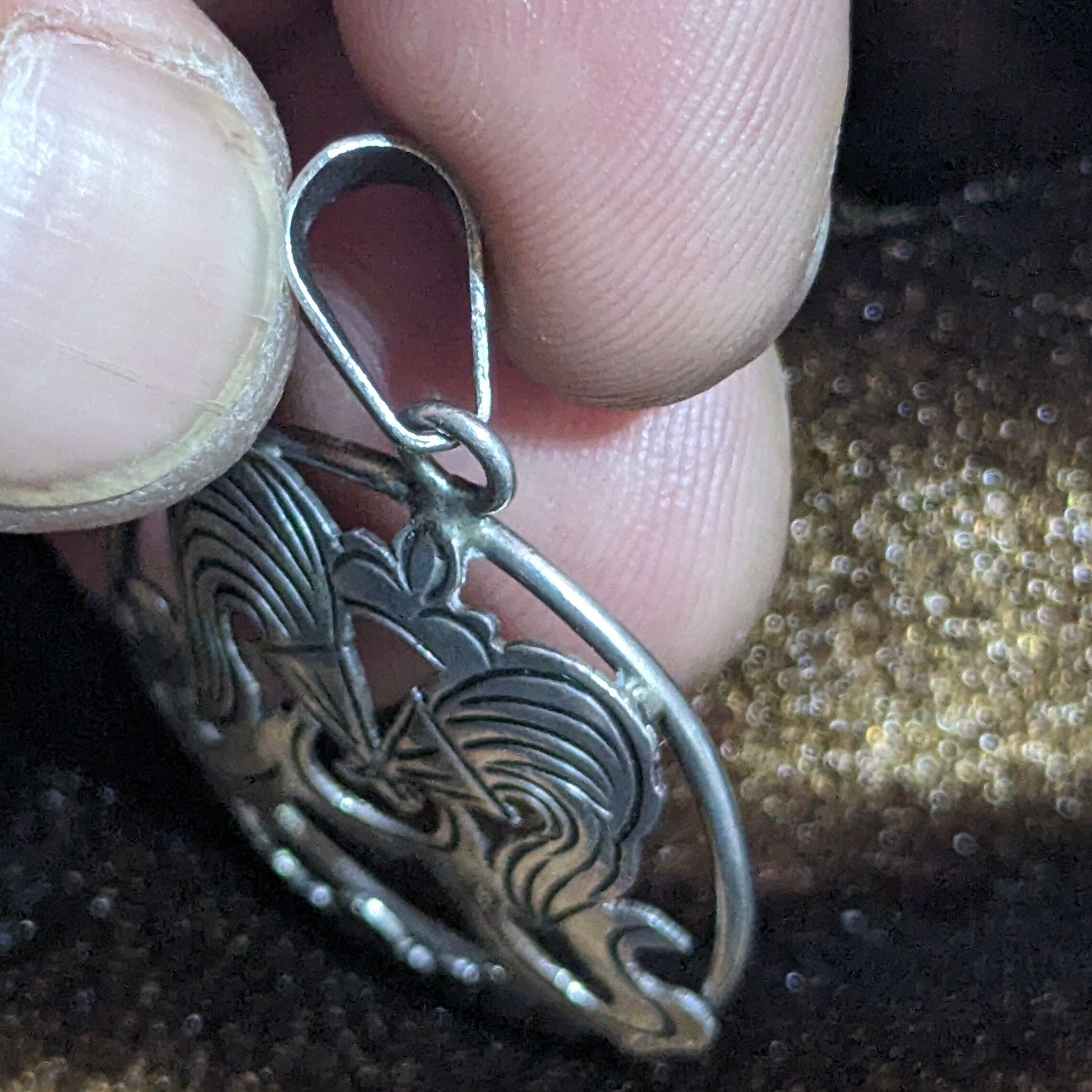 Lrg Glorious Endless Knot: (Silver Pendant of Auspicious symbol) (T1102-004.9)