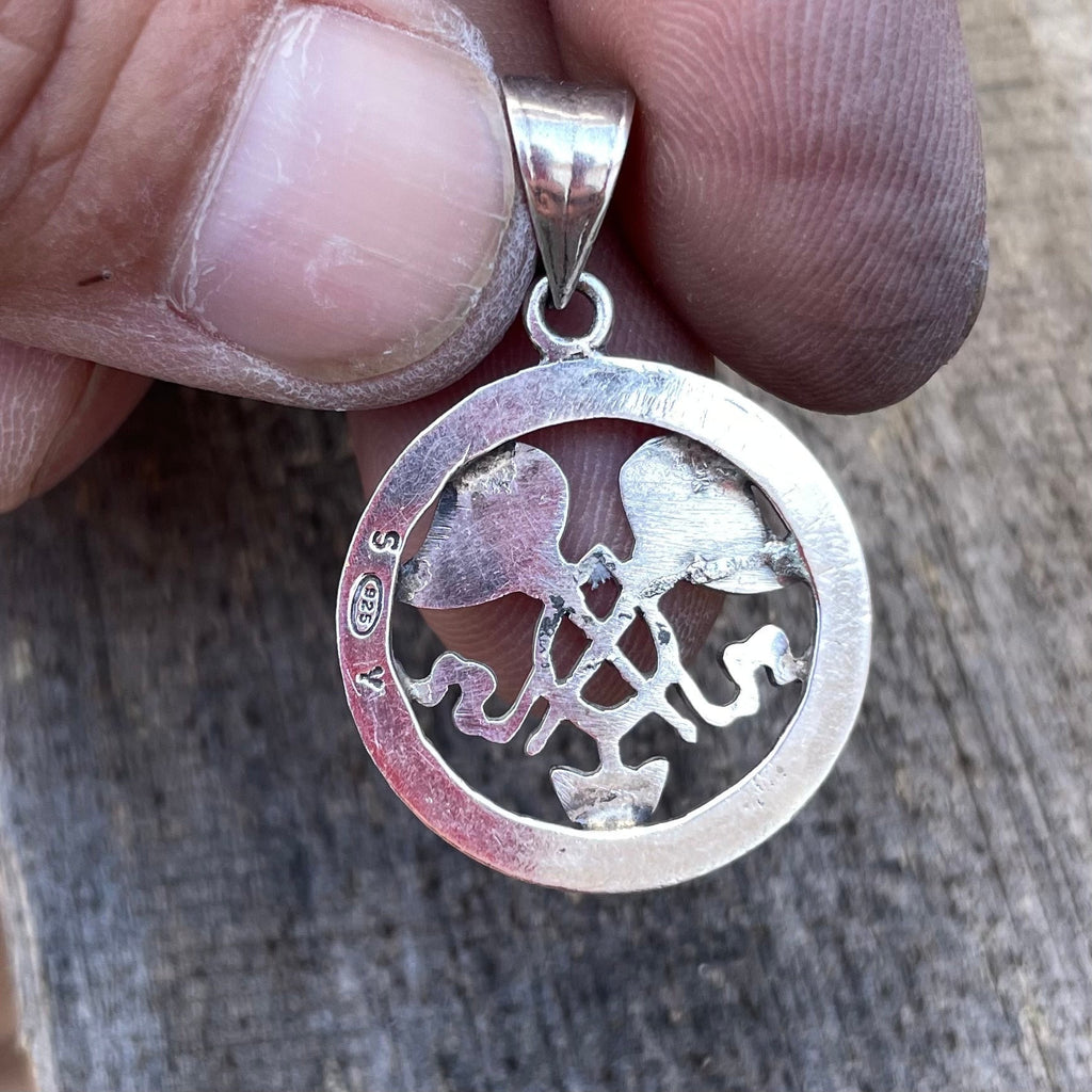 All-powerful Wheel:(Silver Pendant of Auspicious symbol) (T1102-004.9)