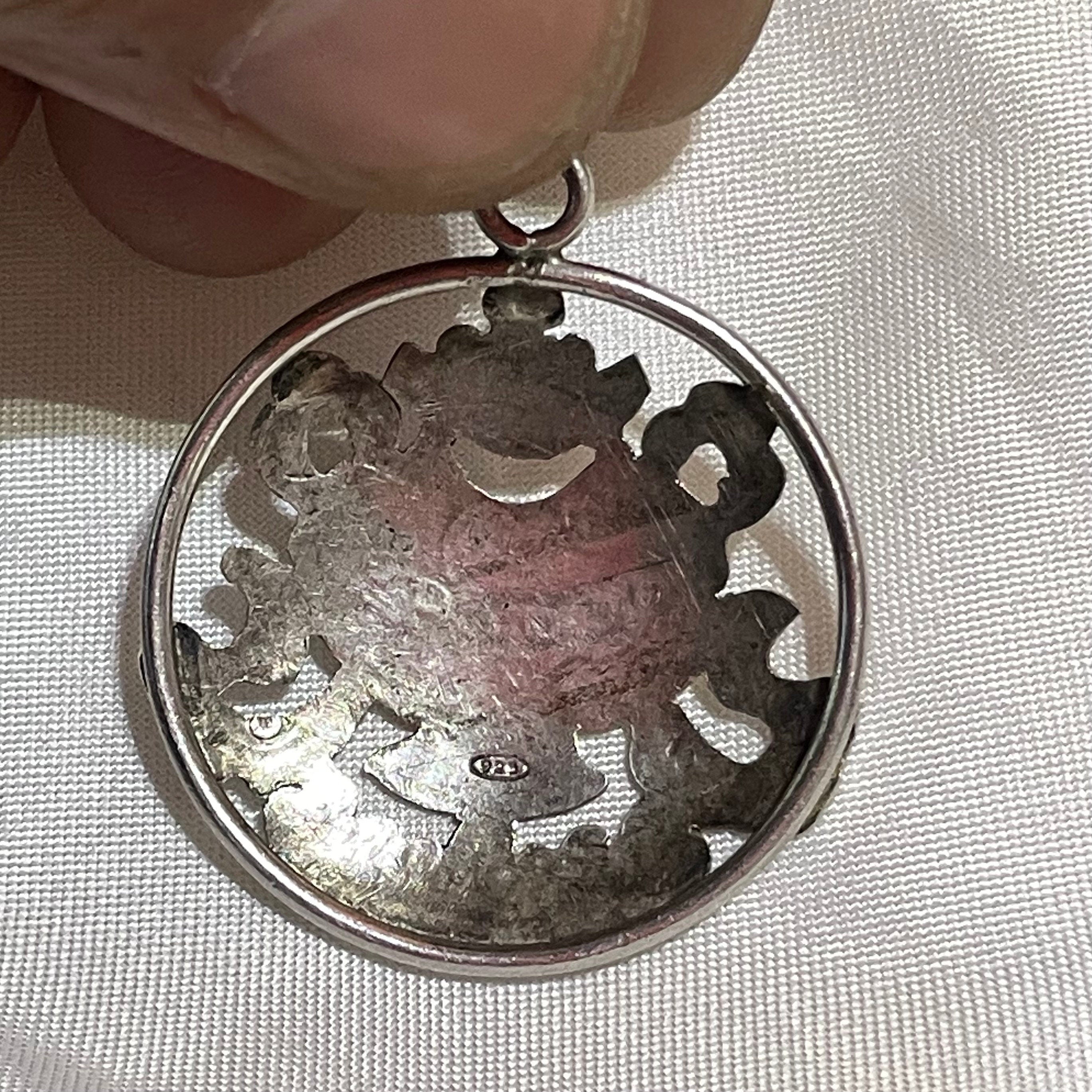 Lrg. Conch Shell of Far Renown (Silver Pendant of Auspicious symbol) (T1102-004.8)