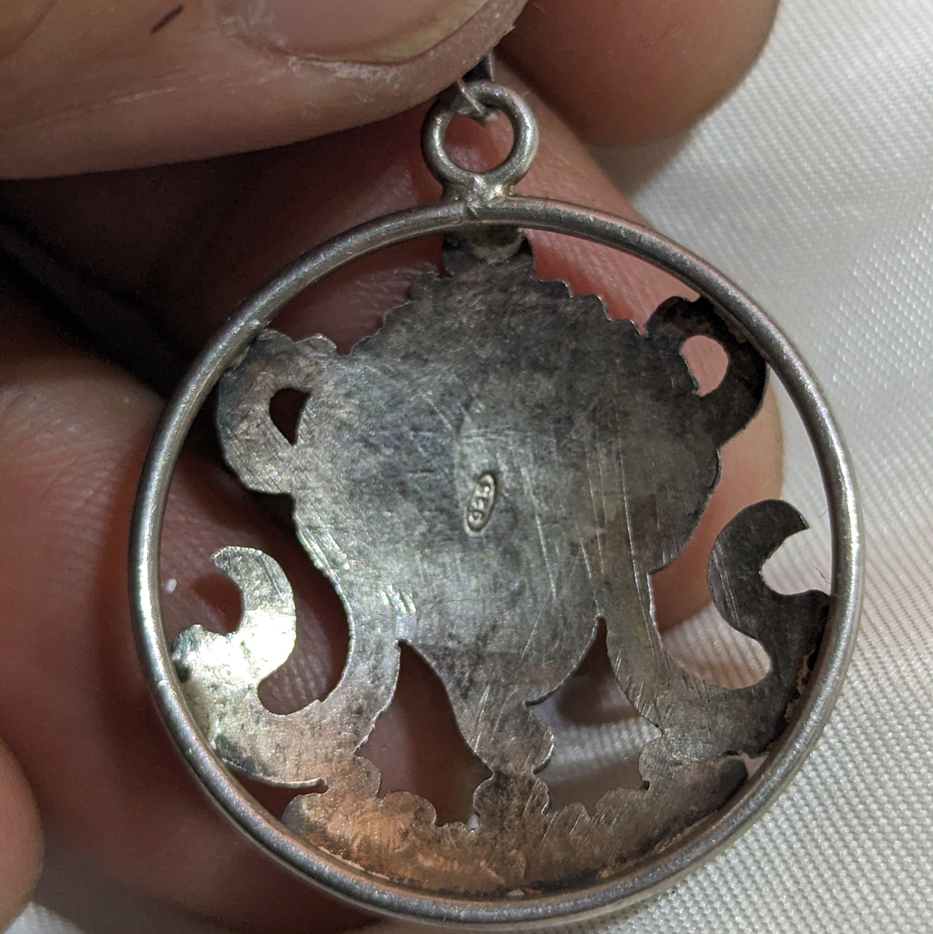 Lrg Conch Shell of Far Renown: (Silver Pendant of Auspicious symbol) (T1102-004.6)