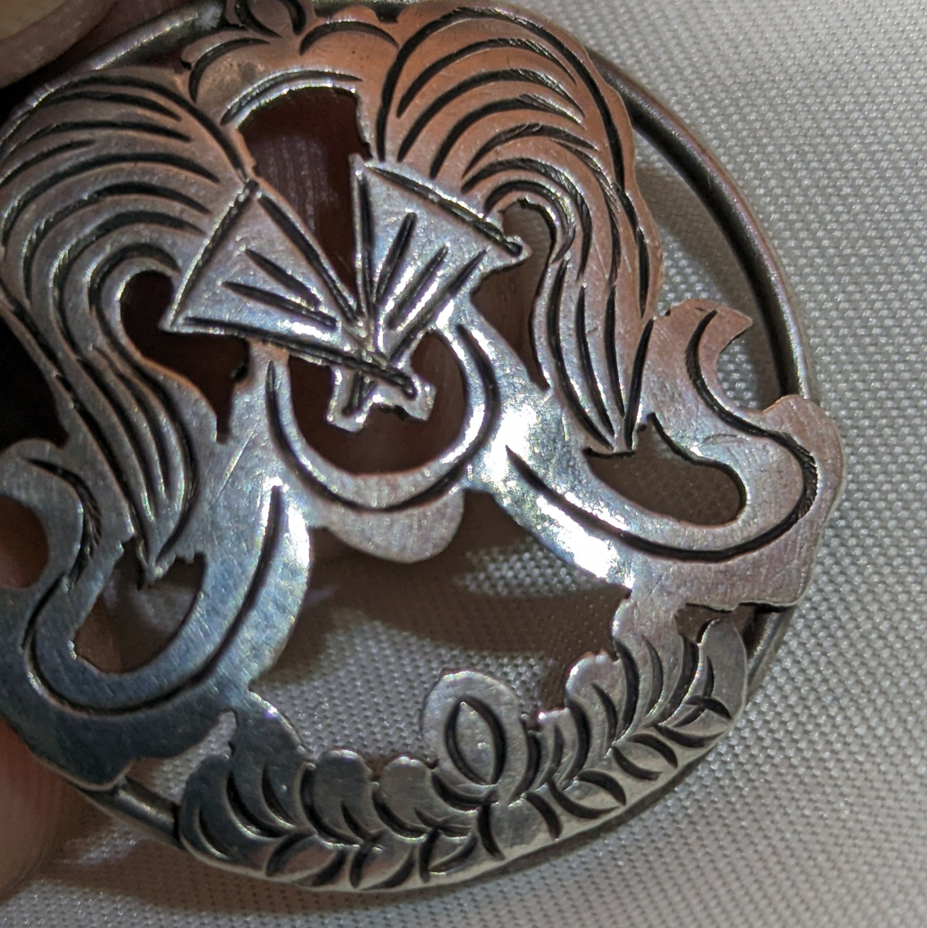 Lrg Glorious Endless Knot: (Silver Pendant of Auspicious symbol) (T1102-004.9)