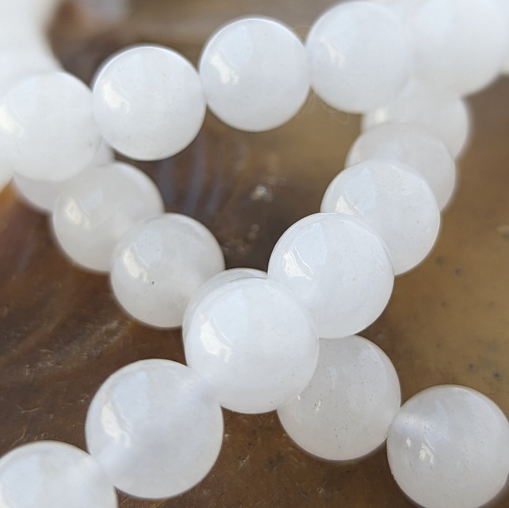 White Agate Meditation Mala: Knotted 108 Bead Crystal Mala