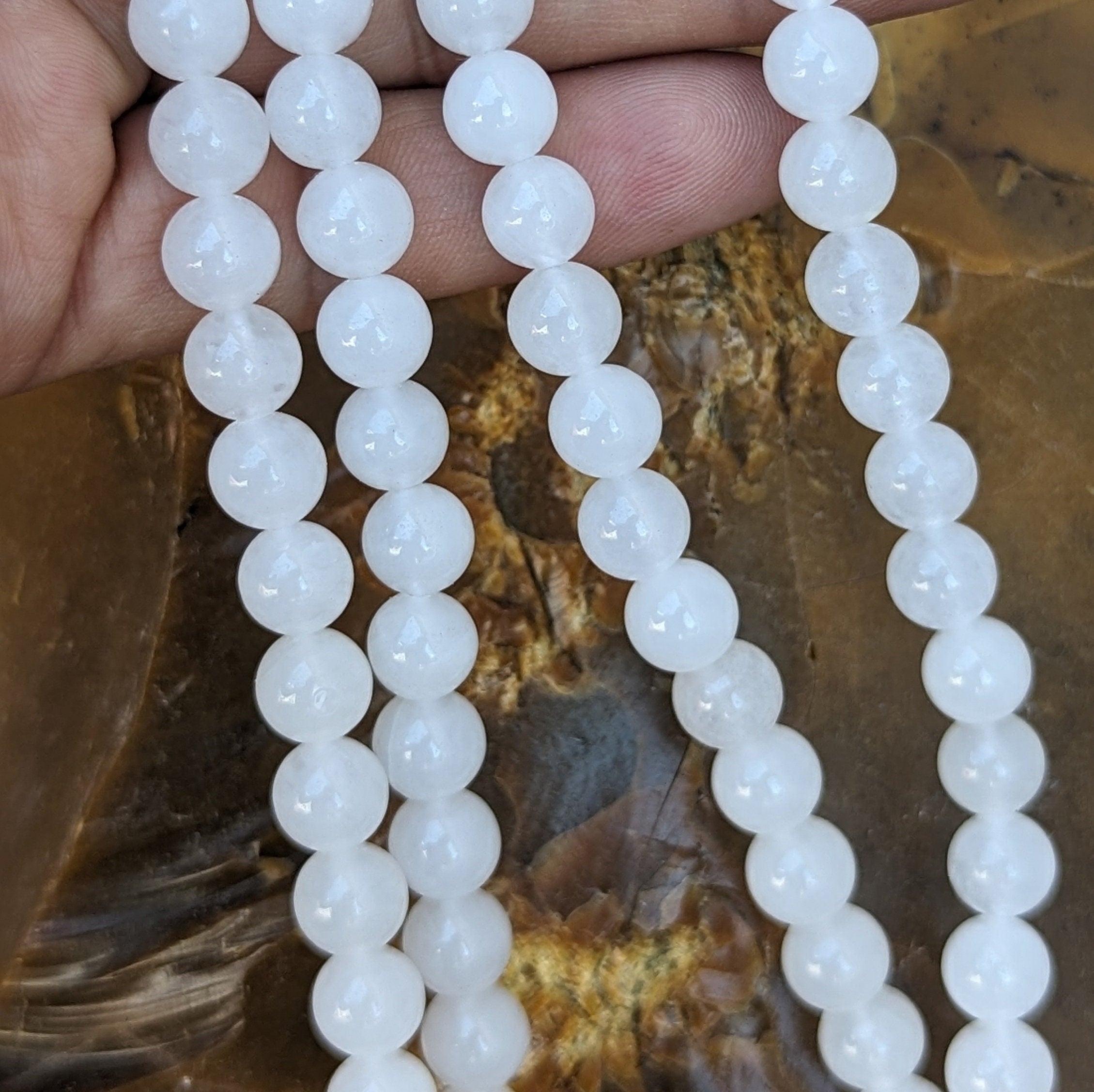 White Agate Meditation Mala: Knotted 108 Bead Crystal Mala
