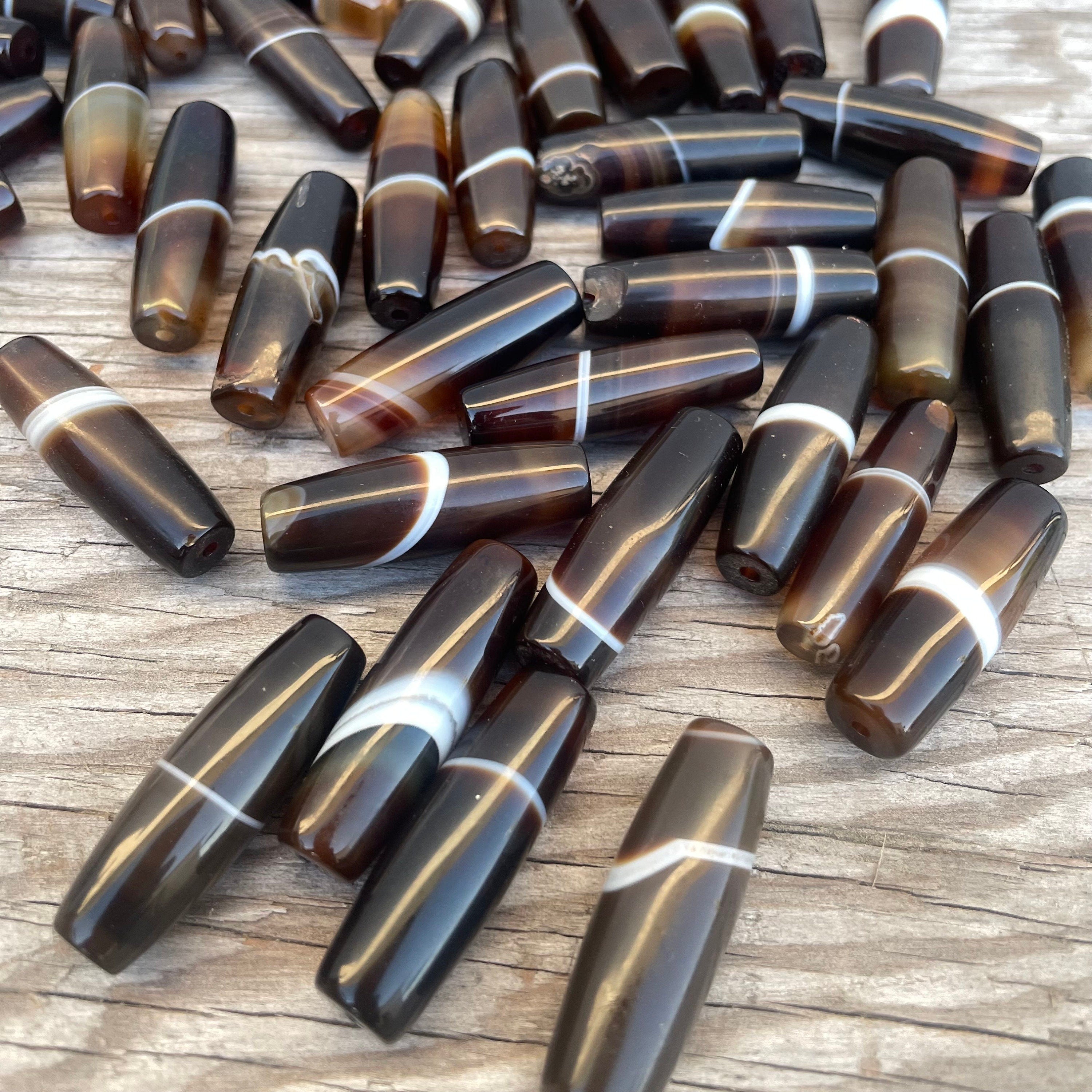 Agate Dzi Beads: Tibetan Amulet (35mm x 12mm)