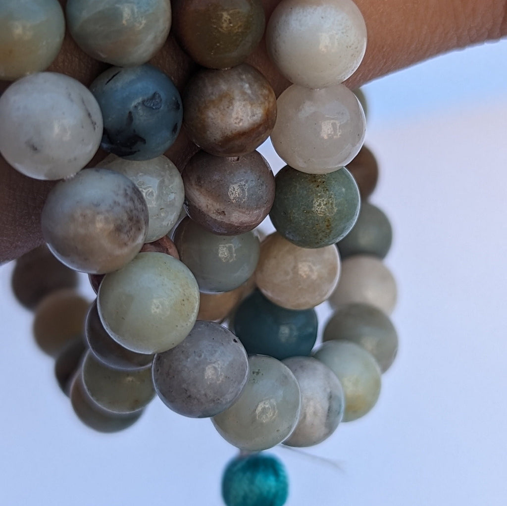 Light Green Agate 7 Chakra Mala: Knotted Meditation Beads