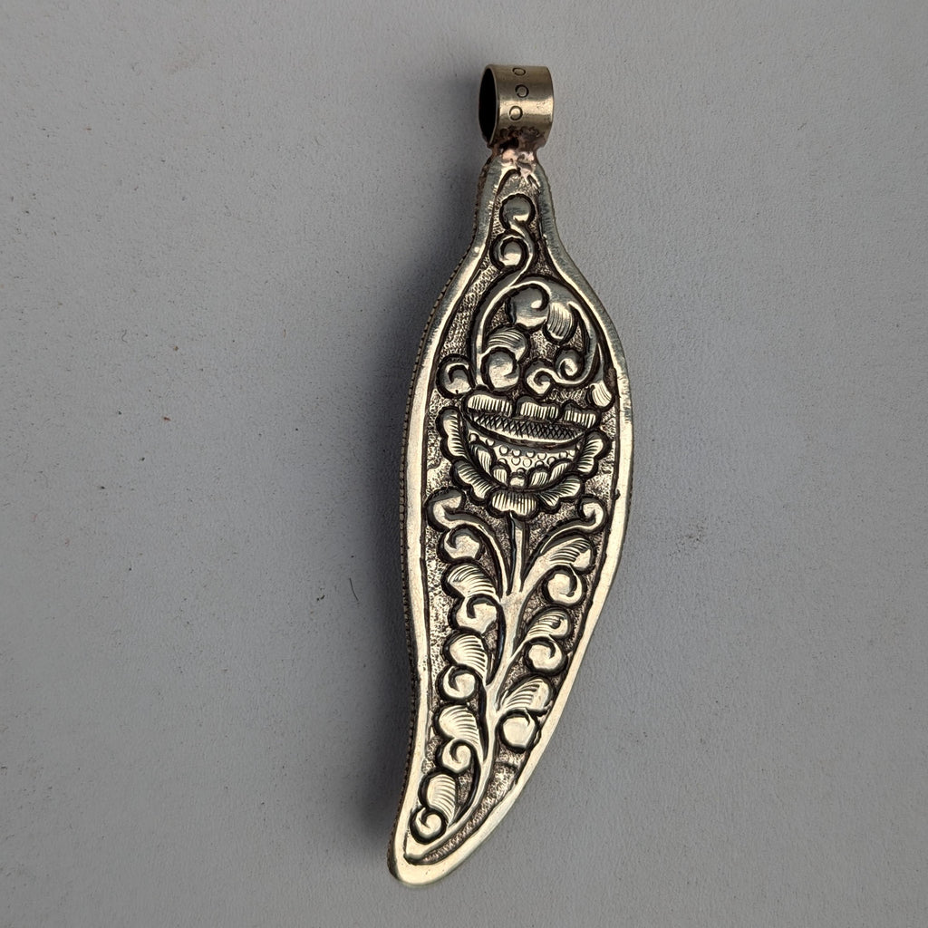Hand Carved Buffalo Bone Eagle Pendant: Tibetan Silver Boho Jewelry PE 103