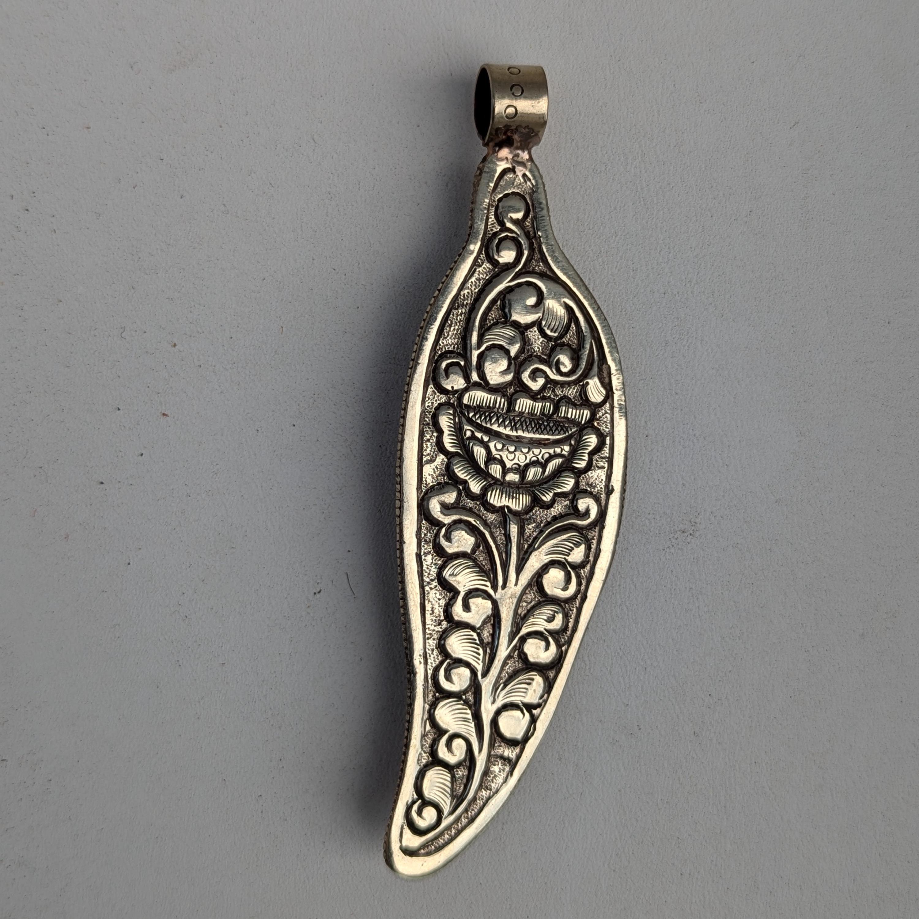 Hand Carved Buffalo Bone Eagle Pendant: Tibetan Silver Boho Jewelry PE 103