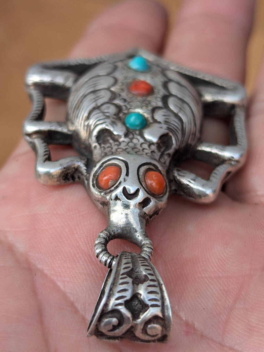 Tibetan Silver Lice Pendant: Ancient Design, Rare Bug Amulet
