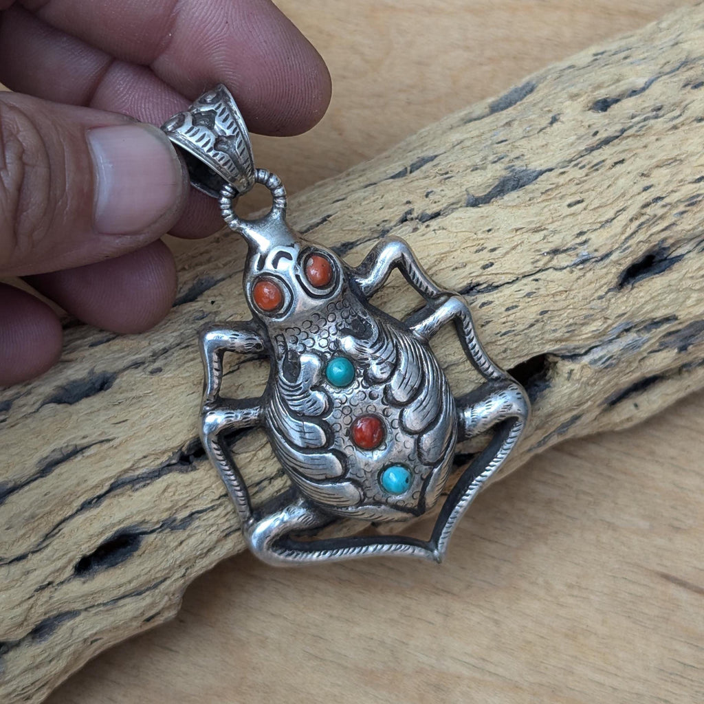 Tibetan Silver Lice Pendant: Ancient Design, Rare Bug Amulet