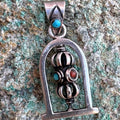 P5/9-Dorje Prayer Wheel pendant. Handmade in Nepal from silver with stone. (T12-3/9)