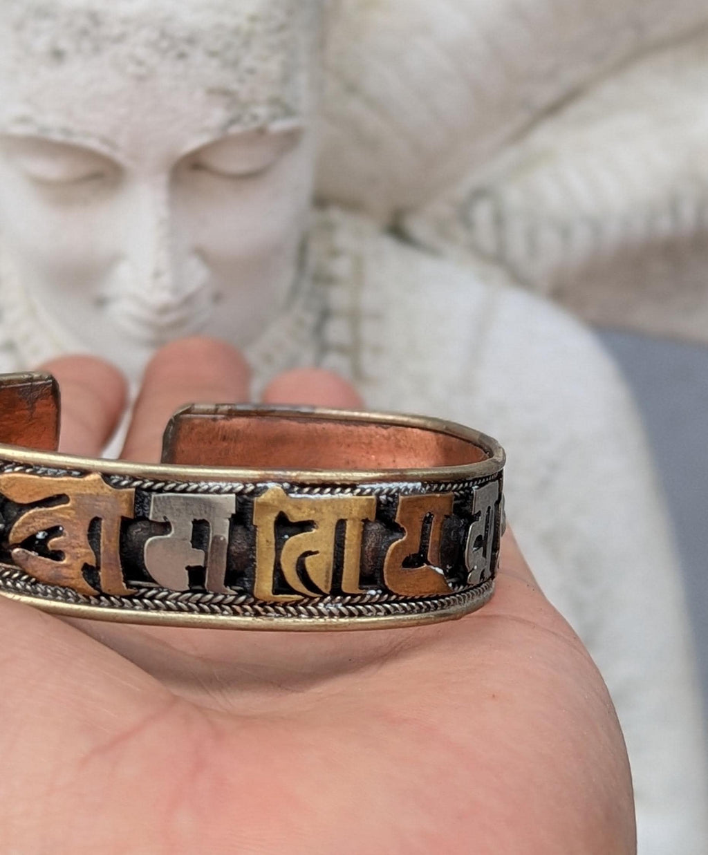Vintage Silver Tibetan Buddhist Mantra Cuff Bracelet (cb-113)