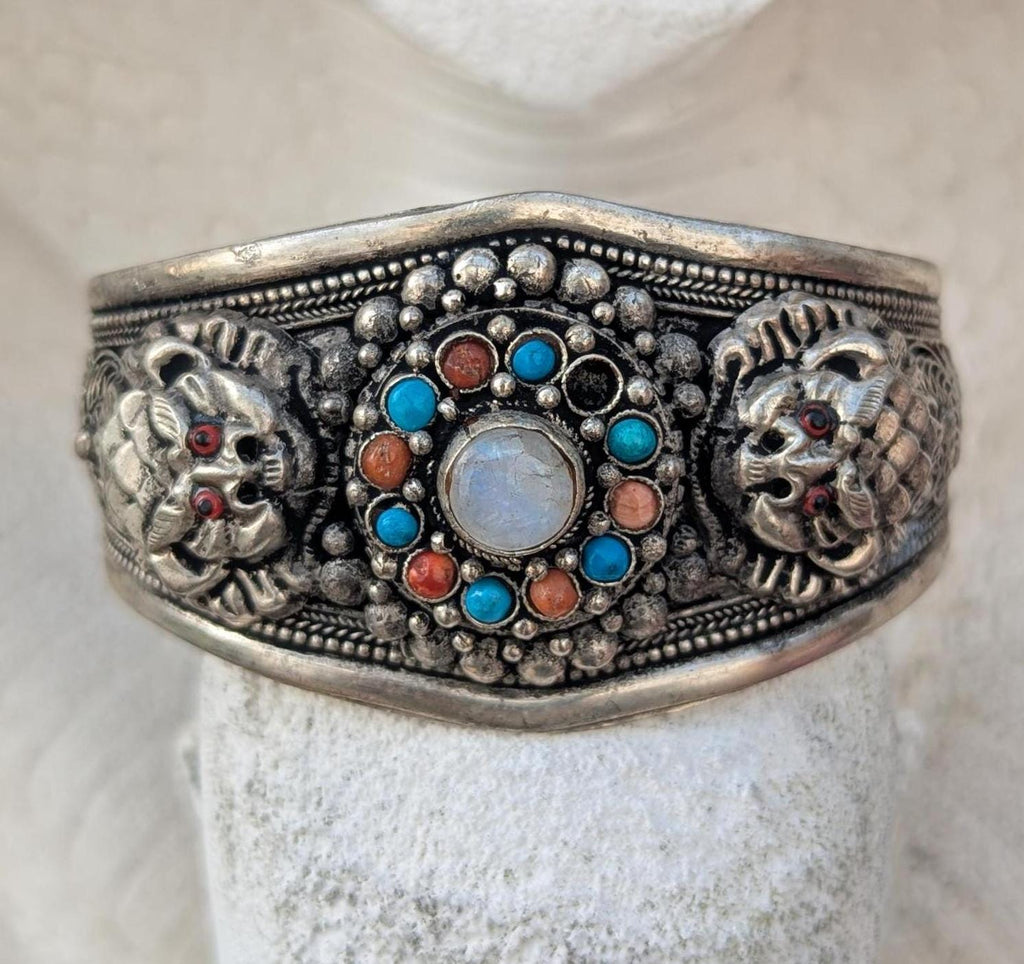 Handcrafted Tibetan Silver Cuff Bracelets – Dragon & Dorjee Gemstone Set cb133