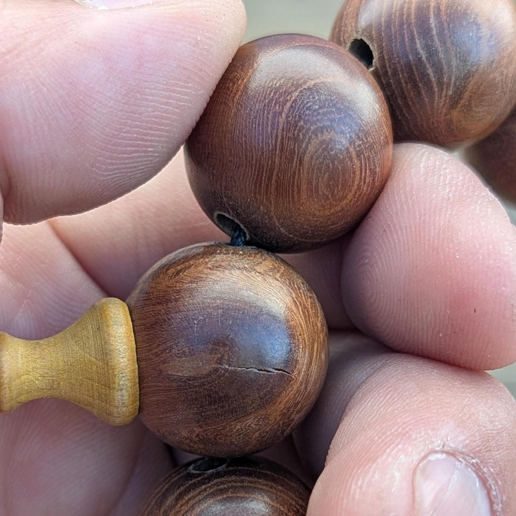 Hand Carved Palisander Rosewood Bead Bracelet (20mm) BM 18