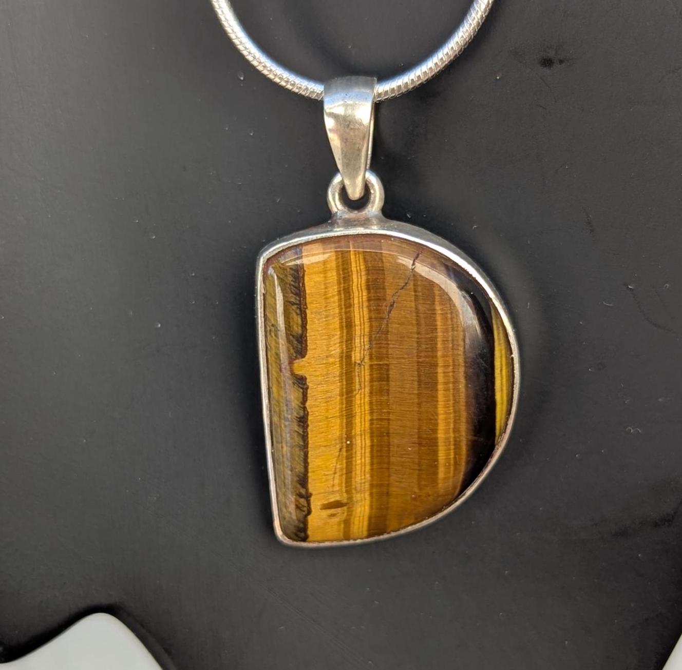 P3/52- Tiger Eye Amber stone Silver Pendant (T12-052)