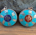 Om Mani Padme Hug, Buddhist Necklace Silver Pendant.(Central The Glorious Endless Knot) (T1102-002.2)
