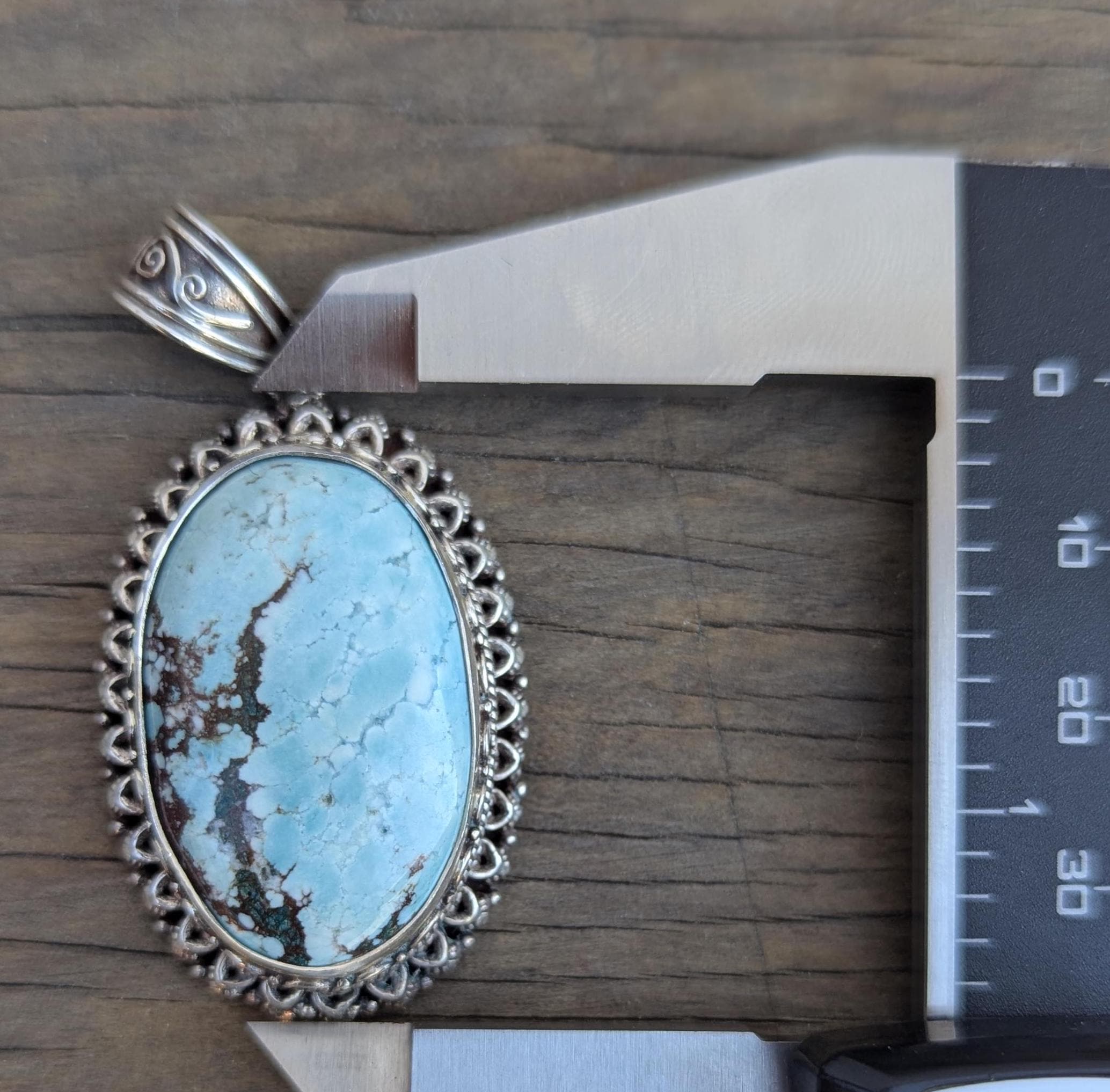 Turquoise gemstone Blue Turquoise 925 Sterling Silver Pendant.  (T1101-006.3)