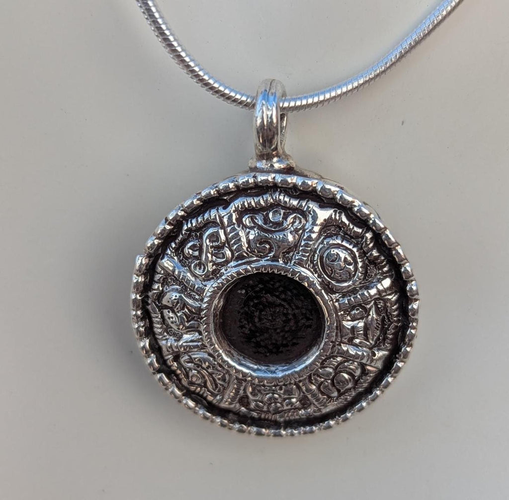 Silver Circle Pendant.(T1103-007)