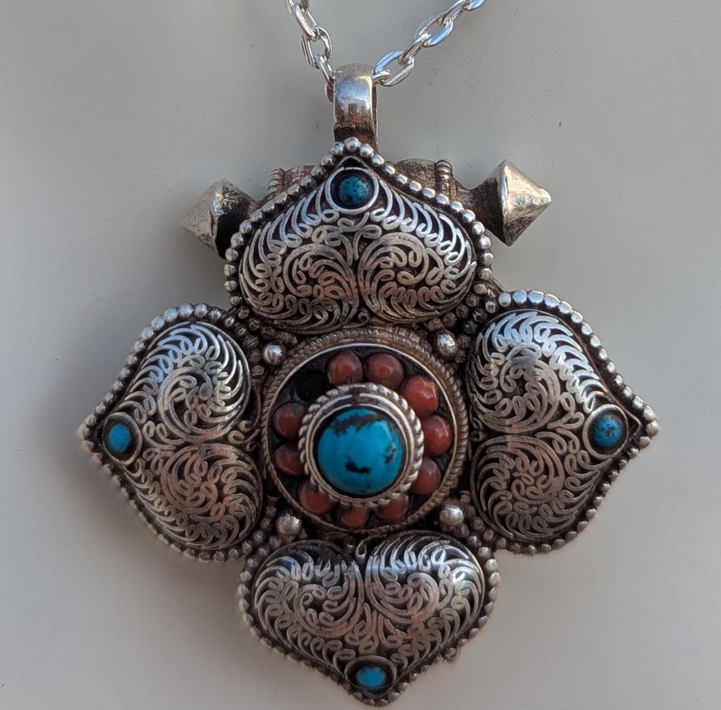 Tibetan Woman’s Amulet Box Necklace (Ga’u)Turquoise 925 Sterling Silver Pendant. (T1101-006.8)