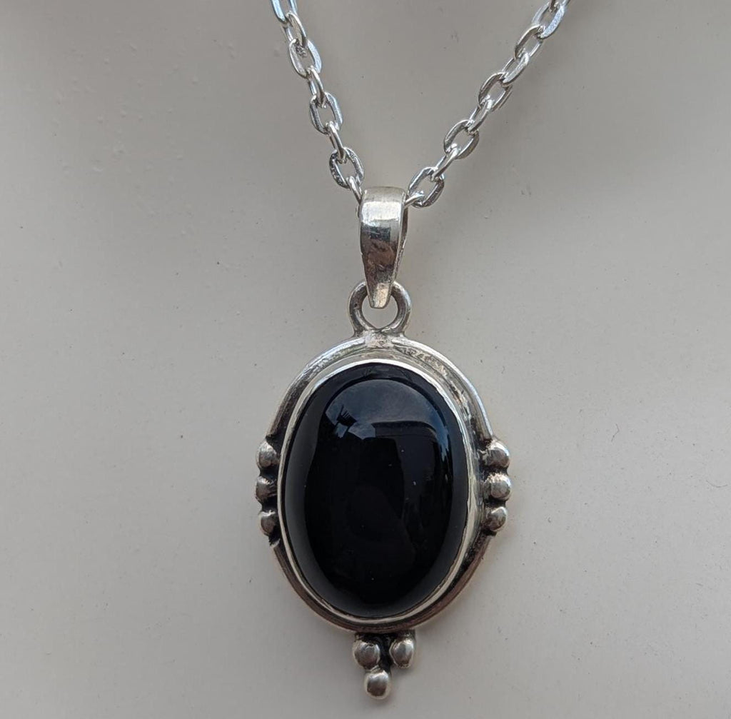 P3/36 - Natural Black Onyx Gemstone of Silver Pendant (T12-036)