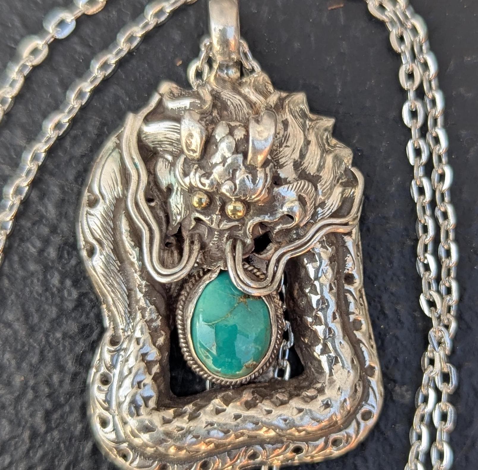 Turquoise gemstone Blue Turquoise 925 Sterling Silver Pendant.  (T1101-006.6)