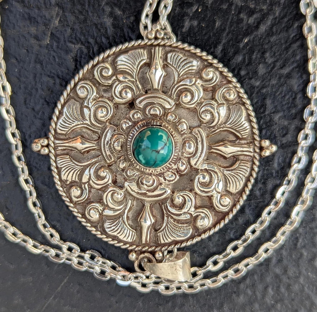Silver Double Vajra Dorje Pendant(Central Turquoise) (T1102-009)